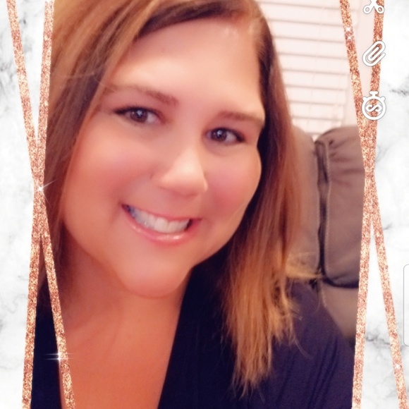 Meet your Posher, Kyleen - Picture 1 of 1